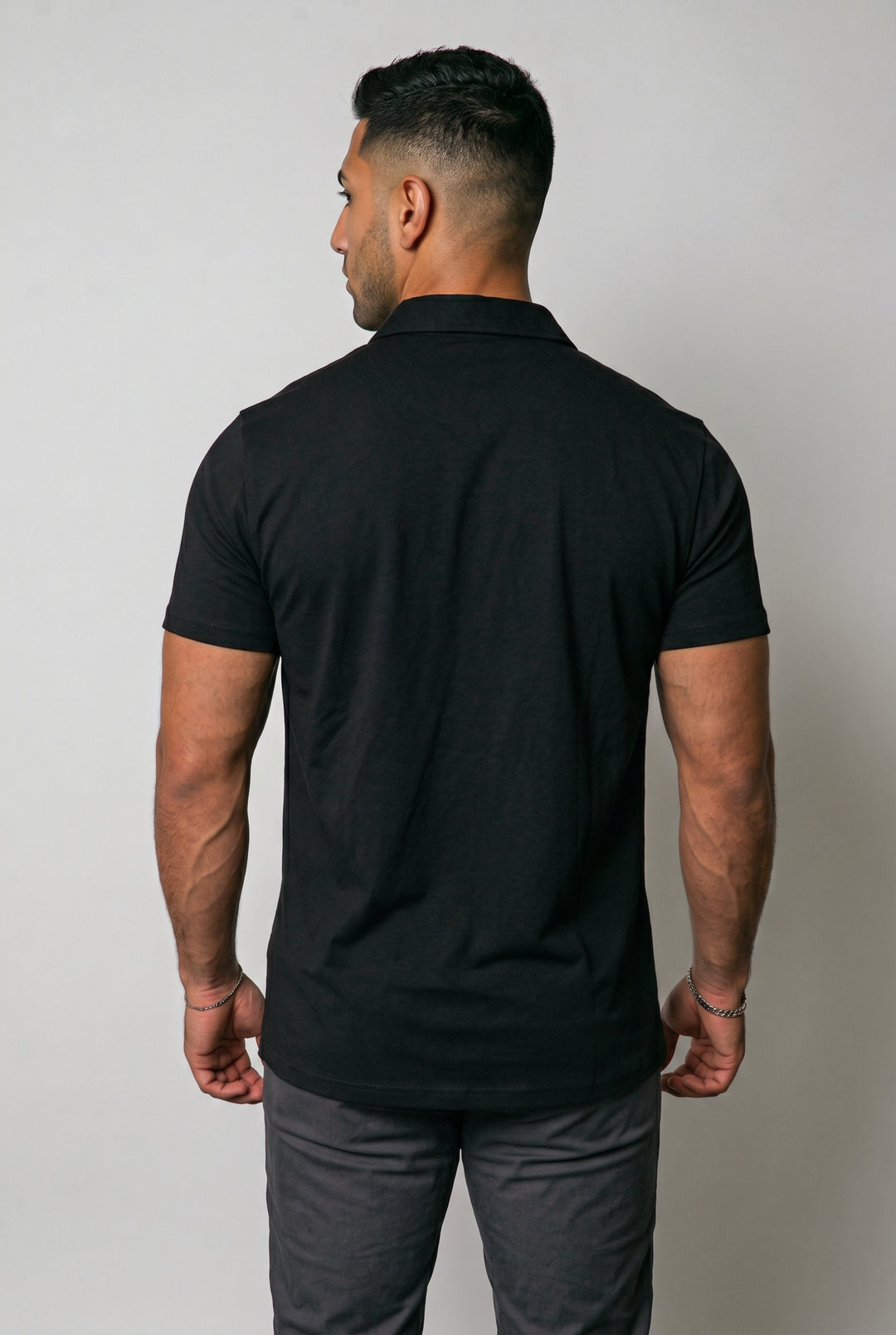 Muscle-Fit Stretch Short Sleeve Shirt  - Midnight Black